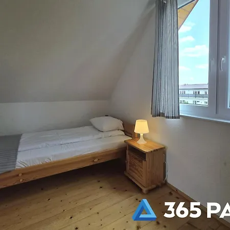 Urocze Letniskowe Blisko Morza - 365pam Ferienhaus *